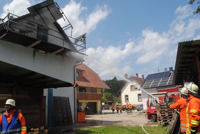 Dachstuhlbrand in der Steinacher Hauptstraße