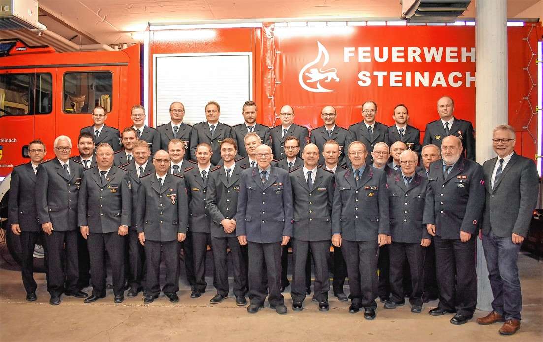 Langjährige Mitglieder der Steinacher Gesamtwehr geehrt