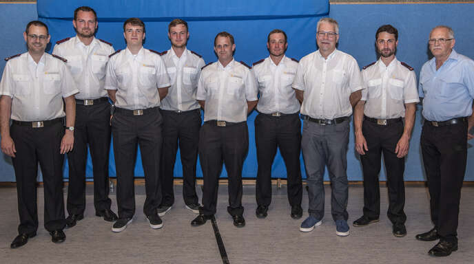 Mehrere Feuerwehrleute in Steinach befördert