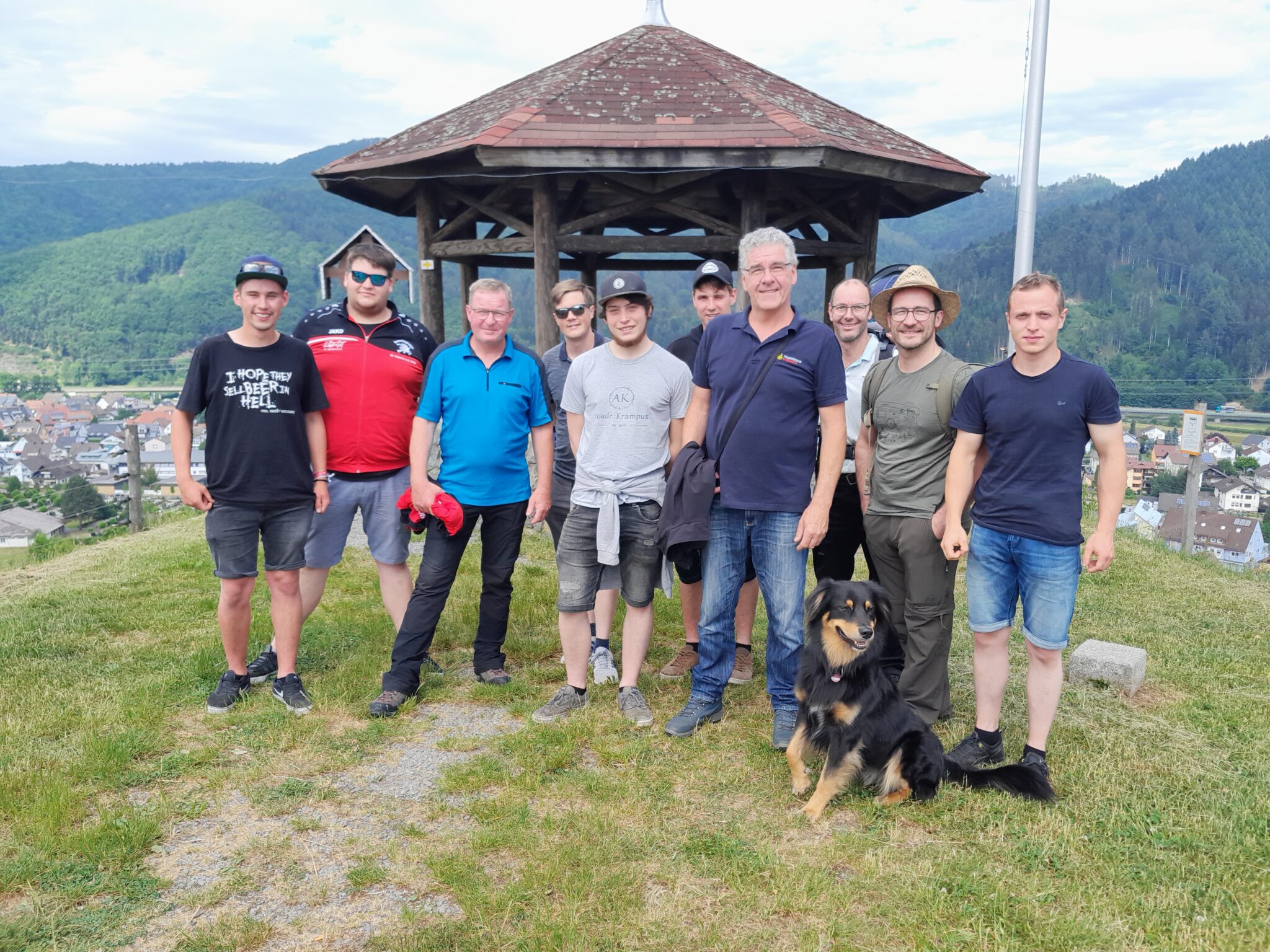Besuch der Feuerwehrkameraden aus St. Valentin